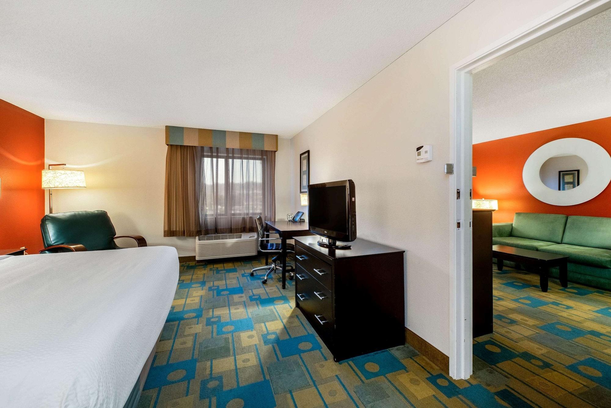 Hotel La Quinta By Wyndham Mansfield Oh Esterno foto