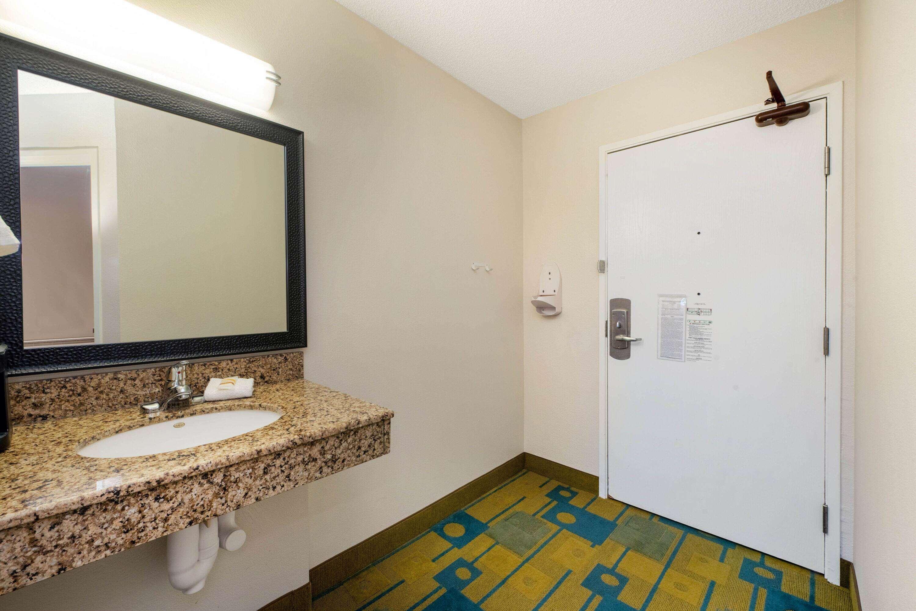 Hotel La Quinta By Wyndham Mansfield Oh Esterno foto